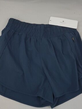 CRZ  Yoga  Feathery-Fit Soft Dolphin Lined Shorts 3'' Inseam Women's XS NWTags